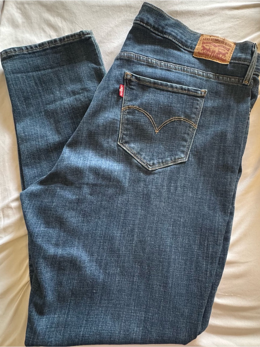 Women’s Levi's 311 Shaping Skinny Jeans in Dark Blue Denim